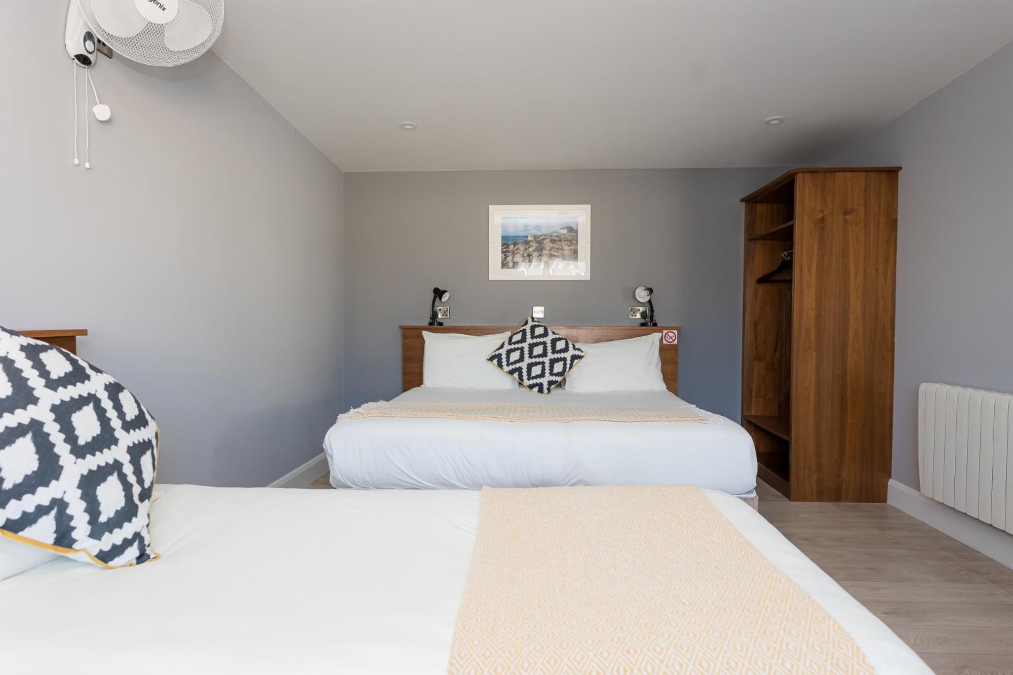 Aran Islands Hotel Kilronan  Esterno foto