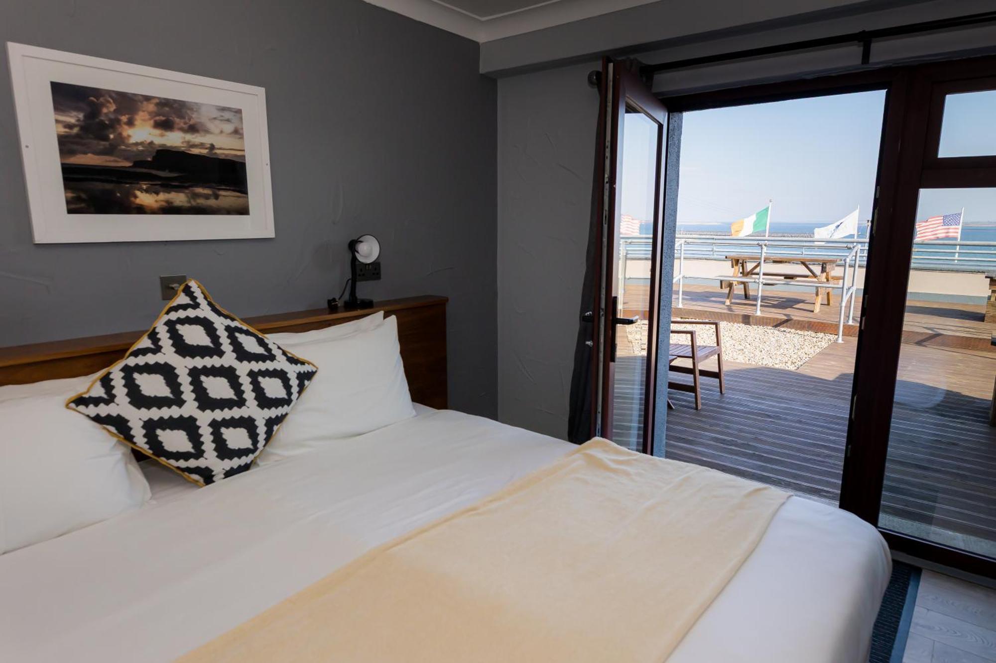 Aran Islands Hotel Kilronan  Esterno foto