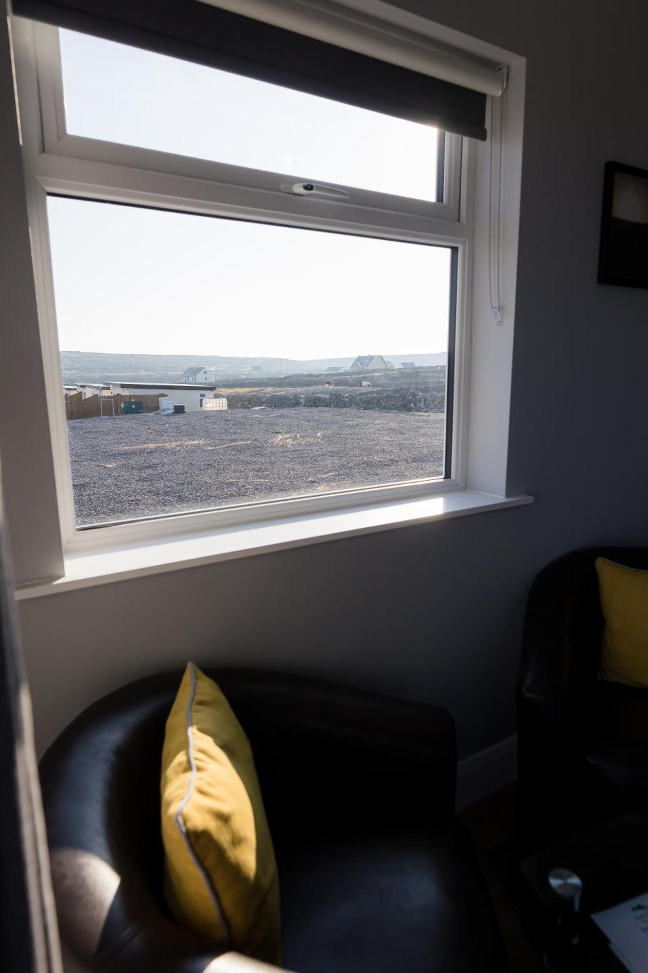 Aran Islands Hotel Kilronan  Esterno foto