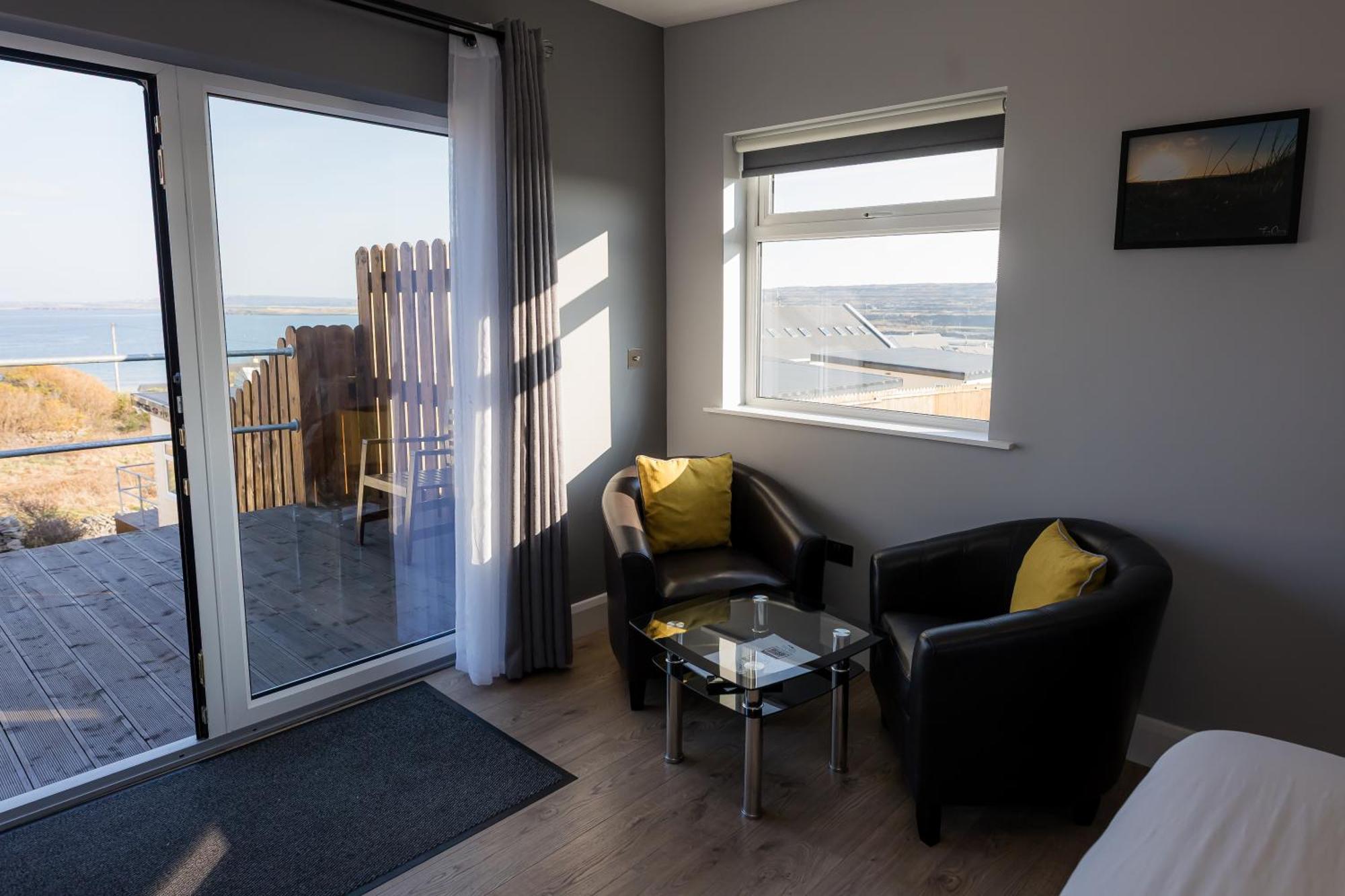 Aran Islands Hotel Kilronan  Esterno foto